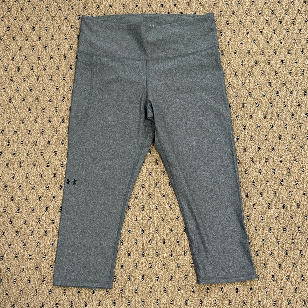 Under Armour Women’s Activewear 3/4 Gray Leggings